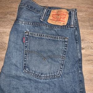 Levi’s 514 Light Wash
